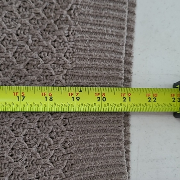 Hollister Taupe Textured Knit Sweater size XL - Picture 8 of 8